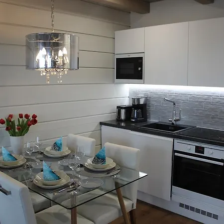 Üdülőközpont Naava 5*